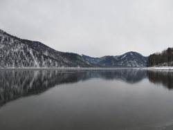 Жизнь заповедного кордона. Телецкое озеро. Вода и лед.
