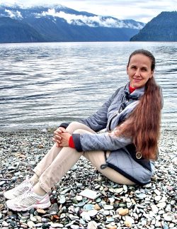 Яна Яковлева. Я родилась в Яйлю.