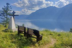 В часовне на кордоне Беле установлены престол и жертвенник