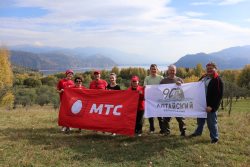 Добровольческий десант МТС в Алтайском заповеднике или спешите творить Добро!