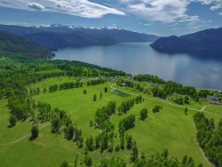 Как лето сменяет весну на заповедных берегах Алтын-Кёля