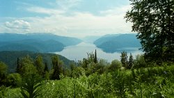 Алтайский заповедник привлек бизнес к контролю турпотока