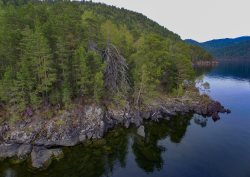 Что можно увидеть под водой в разных местах на Золотом озере. Чичелган
