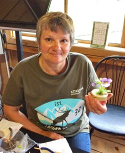 В визит-центре Алтайского заповедника состоялись мастер-классы по керамической флористике