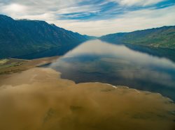 Неожиданно быстрая весна на Телецком озере