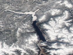 Мониторинг ледовой обстановки на Телецком озере