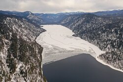 Подводный мир заповедного озера и ледовая обстановка