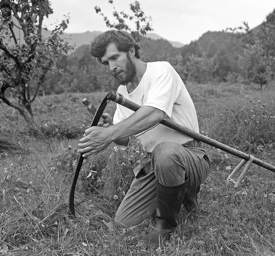 Александр Викторович Лотов