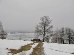 Первая гроза над Телецким озером