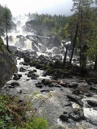 В связи с прогнозируемой паводковой ситуацией маршрут на водоскат Учар закрыт