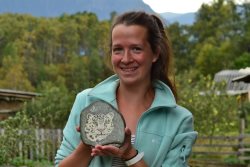 На кордоне Беле реализован волонтерский проект «Телецкие Яблочки»