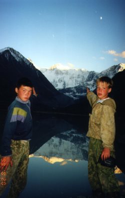 Все мы родом из детства или золотые тайны озёрной воды