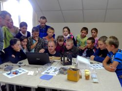 Дни инженерной грамотности в заповедной школе или Зелёные Роботы на берегах Алтын-Кёля